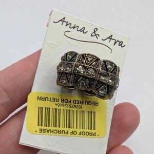 Beautiful Anna & Ava Expandable Costume Ring - New with Tags